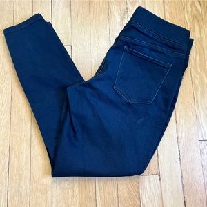 Universal Thread-Never worn- Size 32/14 skinny jean